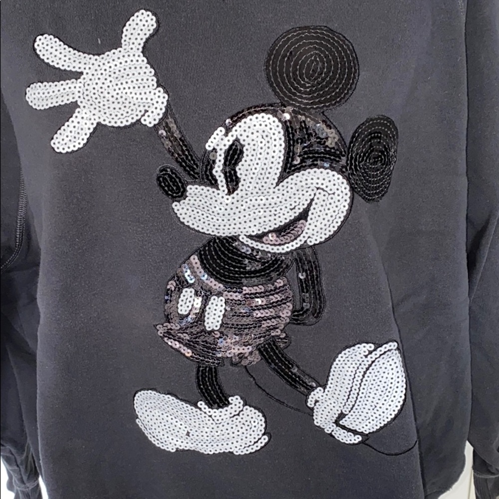 Disney Mickey Mouse Sweater/Sweatshirt Size XL